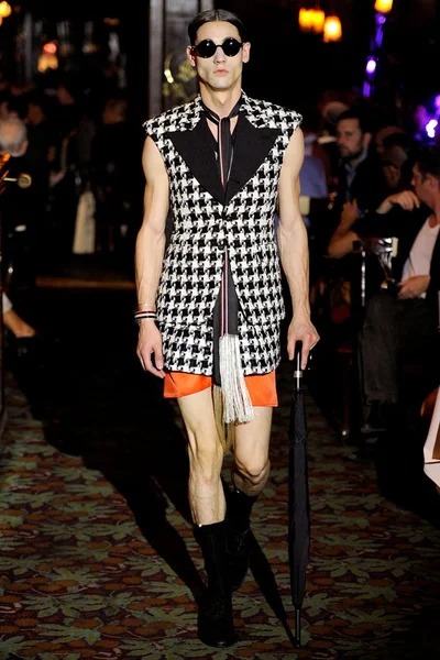 Look 36